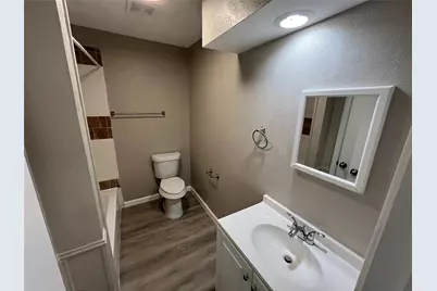 2050 Wellington Drive, Grand Prairie, TX 75051 - Photo 23