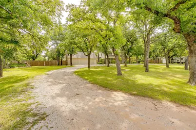 409 County Road 3418, Bridgeport, TX 76426 - Photo 5