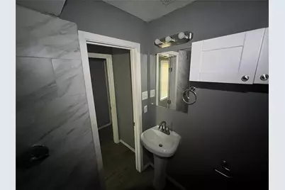 1733 Greenfield Avenue, Fort Worth, TX 76102 - Photo 17