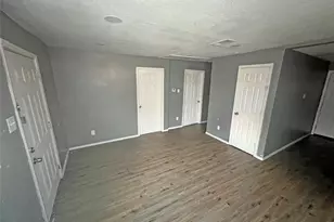 1733 Greenfield Ave, Fort Worth, TX 76102 - Photo 5