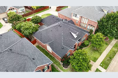 1810 Winterberry Trail, Garland, TX 75040 - Photo 5