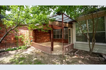 1810 Winterberry Trail, Garland, TX 75040 - Photo 27