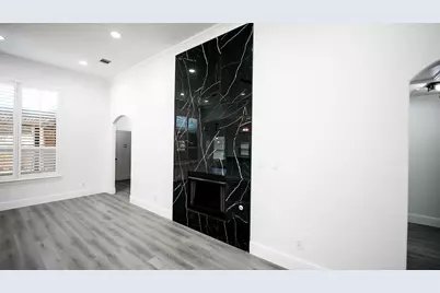 1810 Winterberry Trail, Garland, TX 75040 - Photo 23