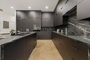2403 Dathe St, Dallas, TX 75215 - Photo 9