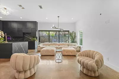 2403 Dathe Street, Dallas, TX 75215 - Photo 5