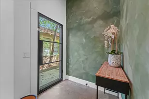 2403 Dathe St, Dallas, TX 75215 - Photo 3