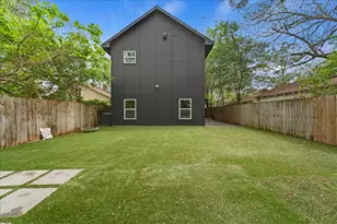 2403 Dathe St, Dallas, TX 75215 - Photo 23
