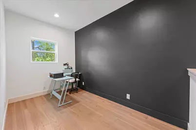 2403 Dathe Street, Dallas, TX 75215 - Photo 17