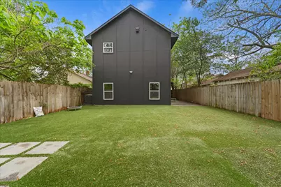 2403 Dathe Street, Dallas, TX 75215 - Photo 21