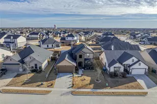 4704 Cormorant Dr, Sherman, TX 75092 - Photo 3