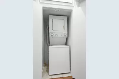 4031 Holland Avenue #B, Dallas, TX 75219 - Photo 17