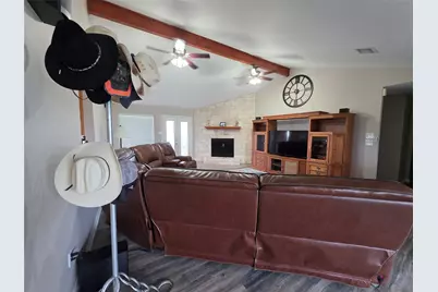 484 Hill County Road 4149, Grandview, TX 76050 - Photo 5