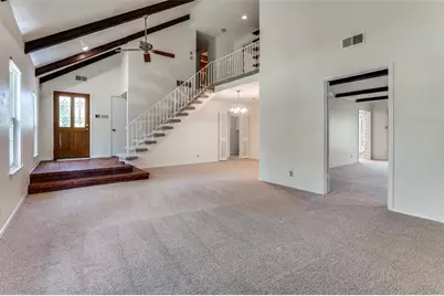 905 Live Oak Lane, Arlington, TX 76012 - Photo 5