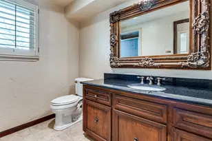 905 Live Oak Ln, Arlington, TX 76012 - Photo 23