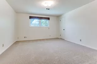 905 Live Oak Ln, Arlington, TX 76012 - Photo 27