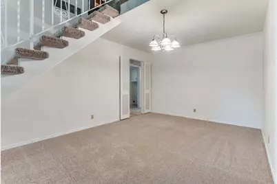 905 Live Oak Lane, Arlington, TX 76012 - Photo 7