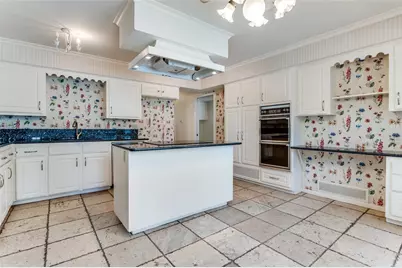 905 Live Oak Lane, Arlington, TX 76012 - Photo 11