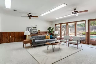 905 Live Oak Ln, Arlington, TX 76012 - Photo 13