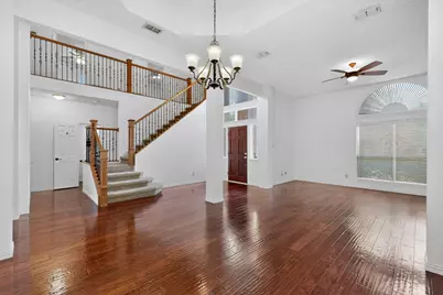 5821 Madison Drive, The Colony, TX 75056 - Photo 3