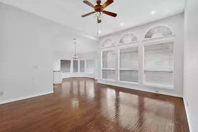 5821 Madison Drive, The Colony, TX 75056 - Photo 7