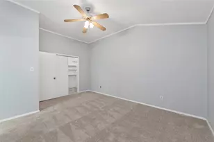 513 Hunters Glen St, Lewisville, TX 75067 - Photo 19