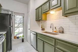 4426 Harlanwood Dr, Fort Worth, TX 76109 - Photo 15