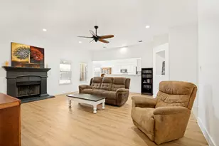 1809 Millbrook Dr, Midlothian, TX 76065 - Photo 5