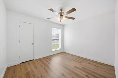 7529 Meadowlark Lane N, Watauga, TX 76148 - Photo 17