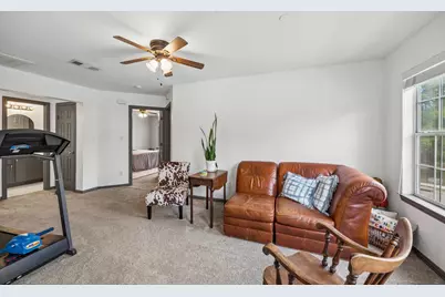 10032 Castlewood Drive, Plano, TX 75025 - Photo 19