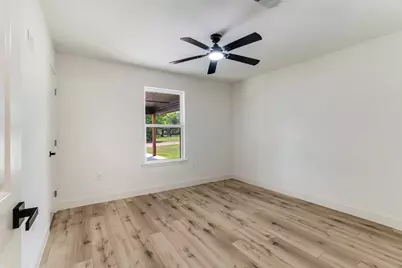 306 Sunset, Roxton, TX 75477 - Photo 17