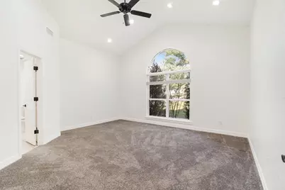 220 Laredo Drive, Reno, TX 75462 - Photo 21