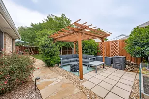 2720 Holly Brook Ct, Bedford, TX 76021 - Photo 35