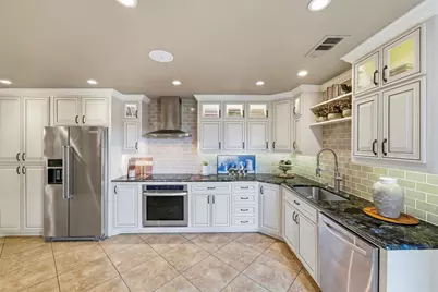 2000 Lakehill Court, Arlington, TX 76012 - Photo 13