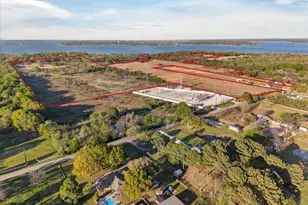 696 E Will White Rd, Tool, TX 75143 - Photo 1