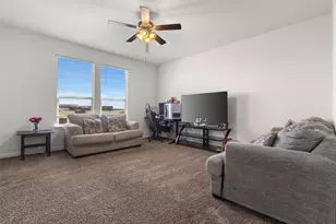 1313 Dublin Dr, Cleburne, TX 76033 - Photo 15