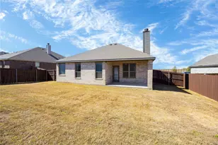 703 Dripping Spgs Ln, Cleburne, TX 76033 - Photo 15