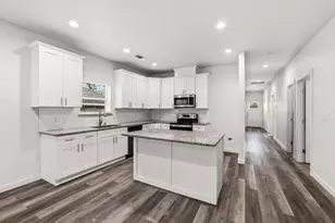 1221 W Johnson St, Denison, TX 75020 - Photo 9