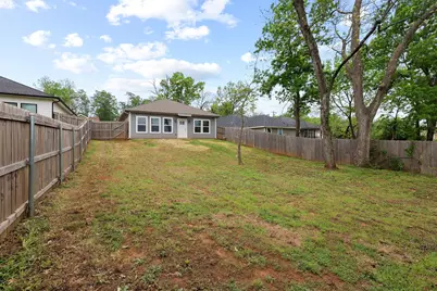 1221 W Johnson Street, Denison, TX 75020 - Photo 27