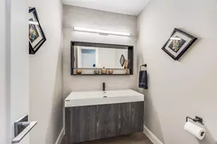 3851 Regent Dr, Dallas, TX 75229 - Photo 23