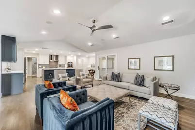 3851 Regent Drive, Dallas, TX 75229 - Photo 11