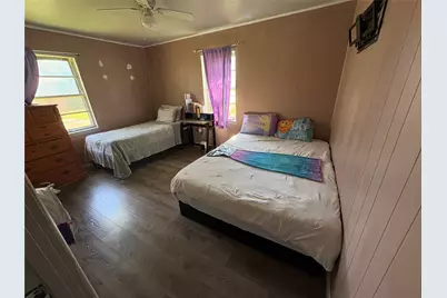 1307 S 1st Street, Corsicana, TX 75110 - Photo 9