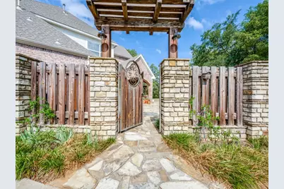 10783 Stagecoach Pass, Pilot Point, TX 76258 - Photo 7