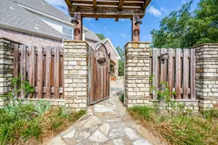 10783 Stagecoach Pass, Pilot Point, TX 76258 - Photo 7