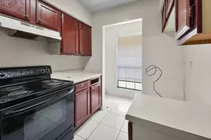 9415 Olde Towne Row, Dallas, TX 75227 - Photo 13