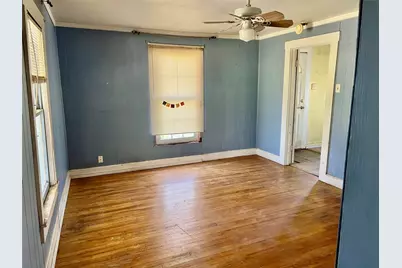 906 Young Street, Nocona, TX 76255 - Photo 5