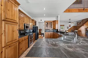 411 Valley Rd, Weatherford, TX 76087 - Photo 13
