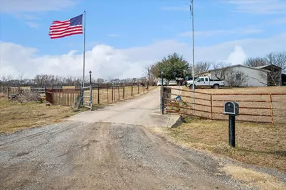 5594 Creekview Drive, Farmersville, TX 75442 - Photo 7