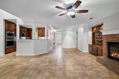 3406 Forestway Court, Arlington, TX 76001 - Photo 15