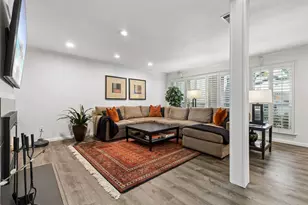 7450 Holly Hill Dr, Dallas, TX 75231 - Photo 7