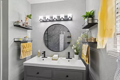 5705 Diamond Oaks Drive N, Haltom City, TX 76117 - Photo 21